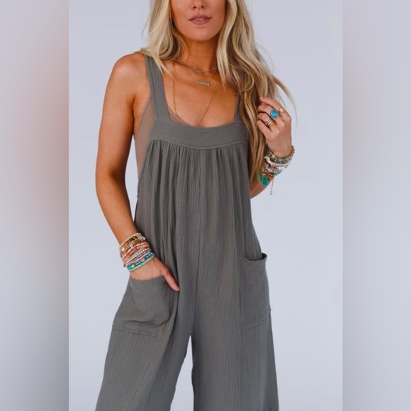 NEW-Sienna Wide Leg Ruffle Jumpsuit (Plus Size) - Picture 4 of 5
